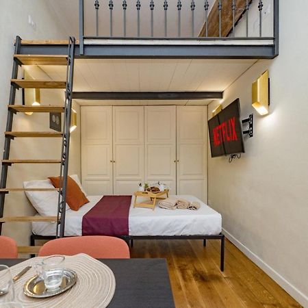 Charme Loft - 5 Min Duomo Apartment Milan Bagian luar foto